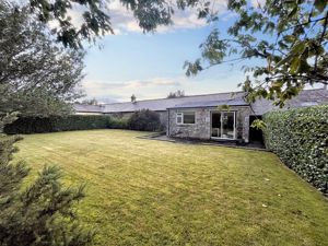 Photo 18- click for photo gallery